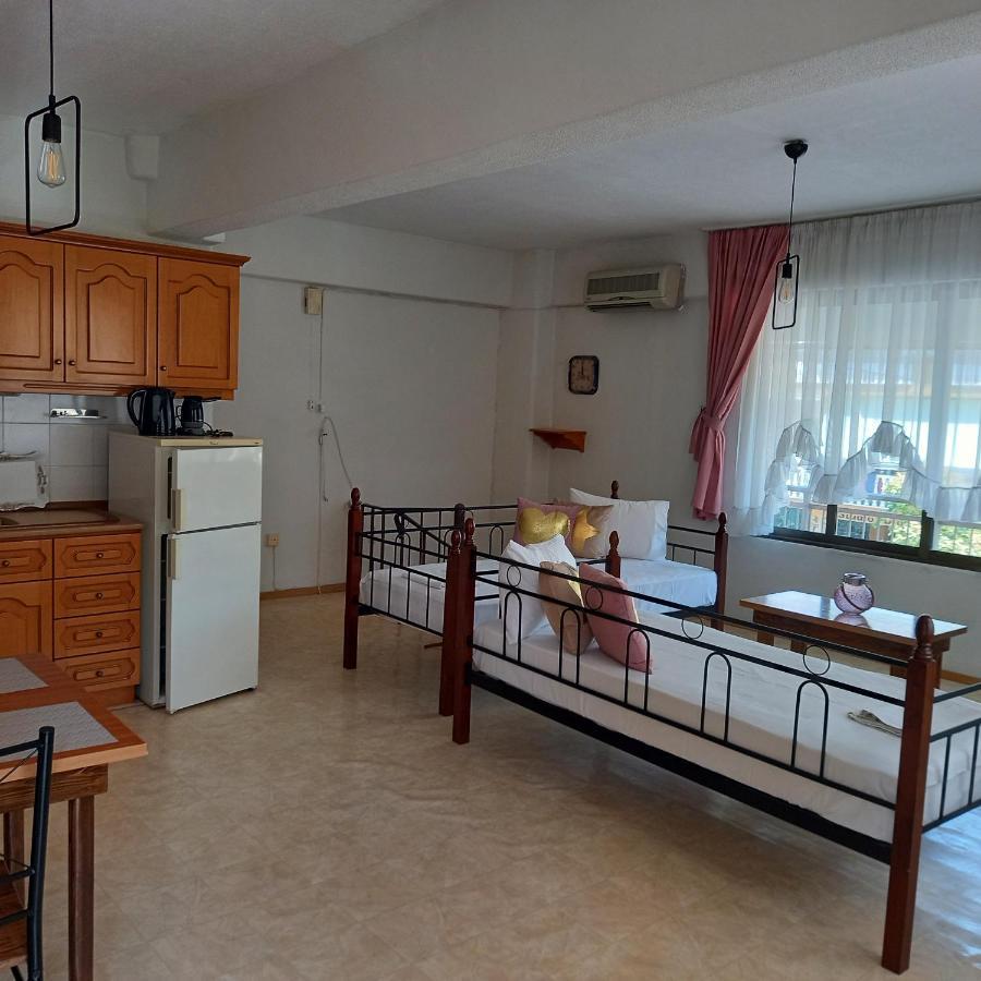Μαρου Rooms Olympiakí Aktí Eksteriør bilde
